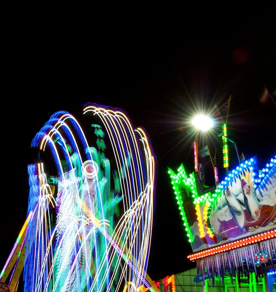 Parque de atracciones. — Foto de Stock