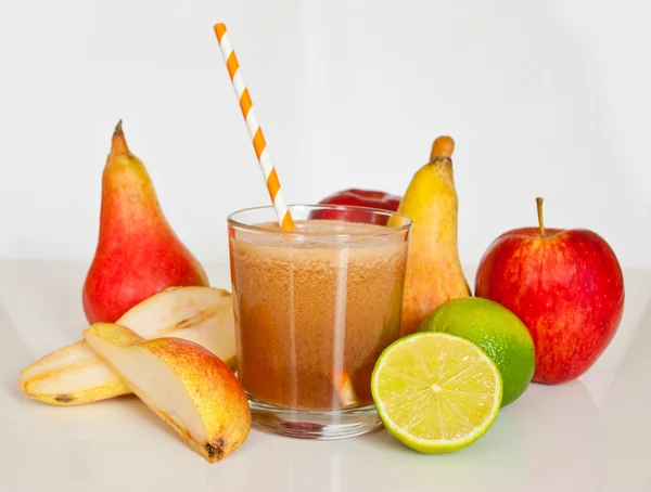 Egészséges gyümölcslevek — Stock Fotó