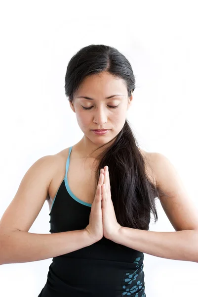 Hermosa chica practicando yoga — Foto de Stock