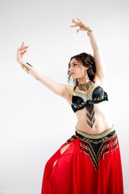 Göbek Dansçısı