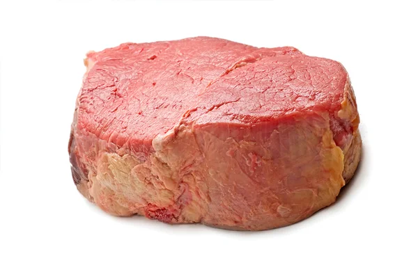 Сире м'ясо на білому тлі — стокове фото