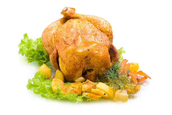 Жареный цыпленок, овощной картофель — стоковое фото