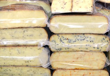 Tütsülenmiş peynir