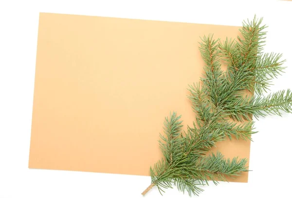 Weihnachtsgrüner Rand mit durchbrochenem Kopierraum, Hintergrund — Stockfoto