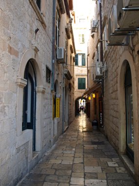 Dobruca eski yedekte dar sokak