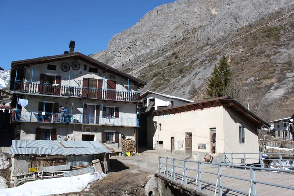 Villaggio di montagna — Foto Stock