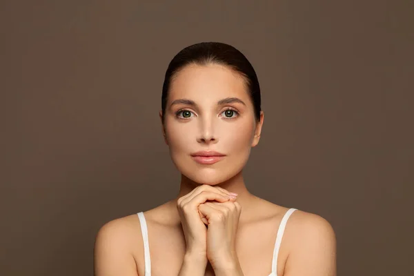 Beautiful Female Face Cute Woman Clear Skin Portrait Fotos De Bancos De Imagens Sem Royalties