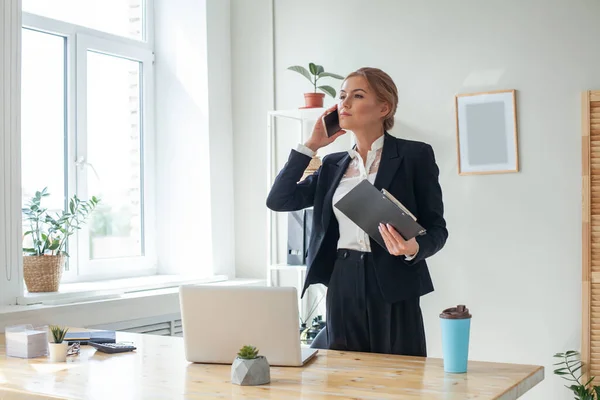Successful Businesswoman Using Smart Phone Office — Foto de Stock