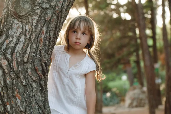 Portrait Jeune Fille Dans Nature Parc Plein Air — Photo