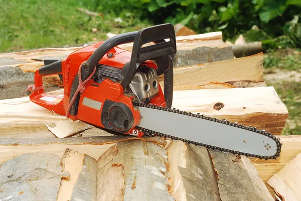 Chainsaw — Stock Photo, Image