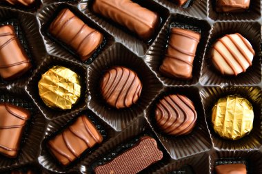 çikolata şekerleme