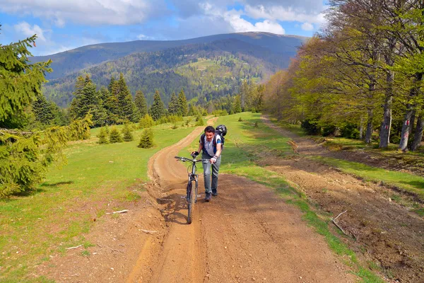 Bicicleta de montanha — Fotografia de Stock