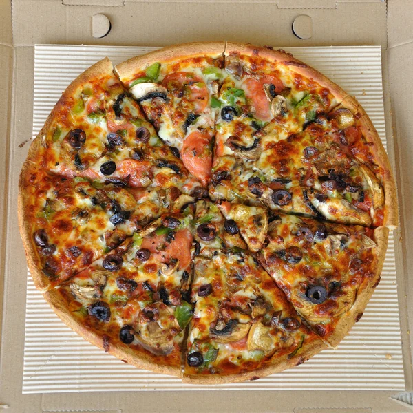 Pizza au pepperoni — Photo