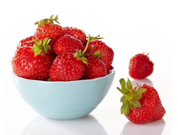 Bowl of strawberries — Stock Photo, Image