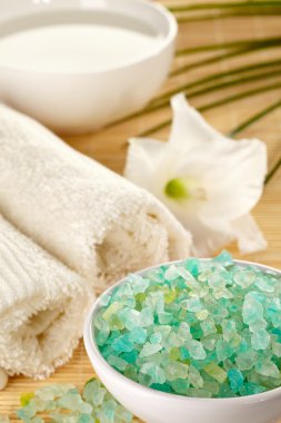 kase yeşil banyo tuzları