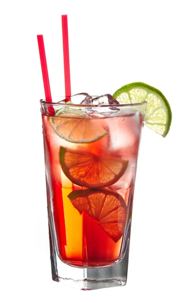 Kırmızı alkollü kokteyl — Stok fotoğraf