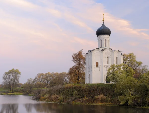 nehir nerl üzerinde şefaat Güz Kilisesi