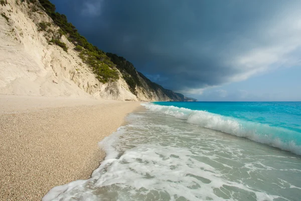 La hermosa playa de Egremni (Lefkada ) — Foto de Stock