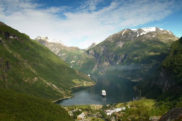 Kuzey Norveç Fiyordları. — Stok fotoğraf