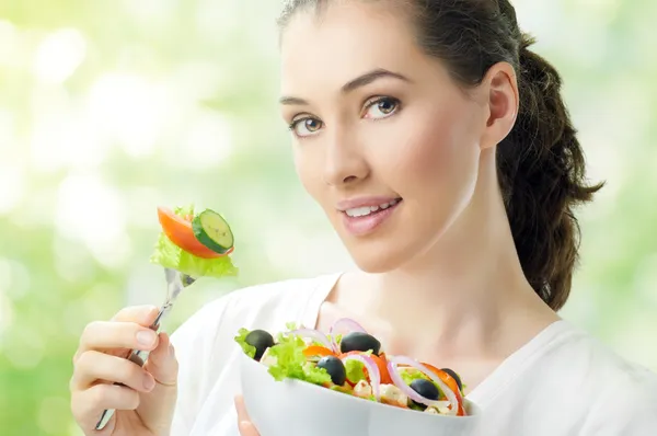 Comer alimentos saludables — Foto de Stock