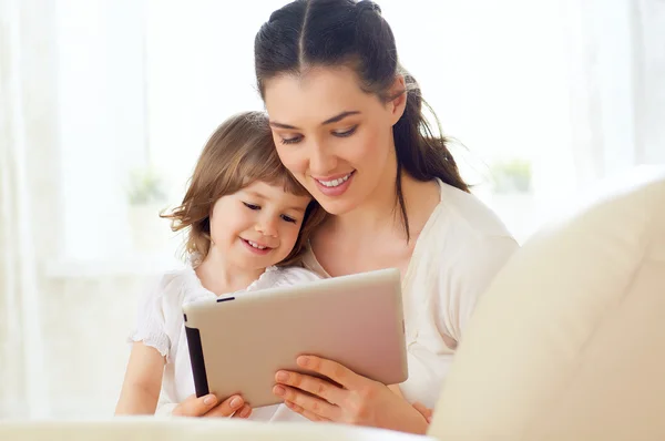 Happy family — Stock Photo, Image