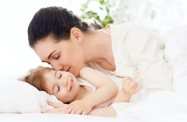 Glückliche Familie — Stockfoto