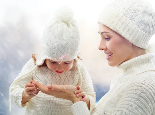 Glückliche Familie — Stockfoto