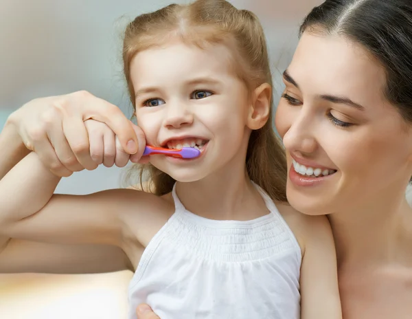 Lycklig familj — Stockfoto