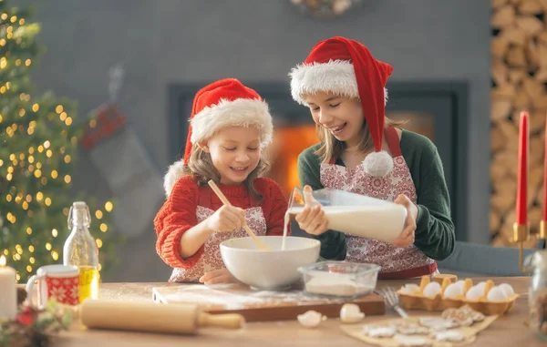 Feliz Natal Boas Festas Preparação Familiar Comida Férias Irmãs Cozinhar — Fotografia de Stock