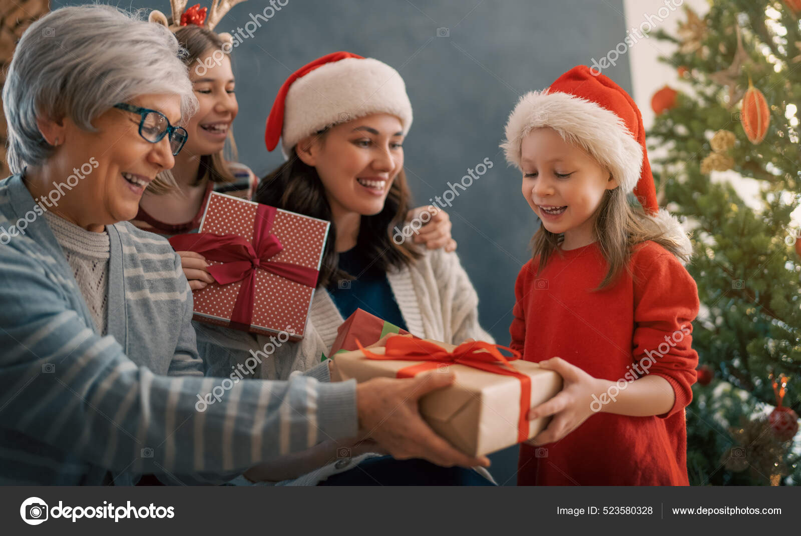https://st.depositphotos.com/1003326/52358/i/1600/depositphotos_523580328-stock-photo-merry-christmas-happy-holidays-cheerful.jpg