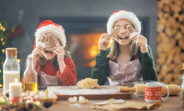 Feliz Natal Boas Festas Preparação Familiar Comida Férias Irmãs Cozinhar — Fotografia de Stock