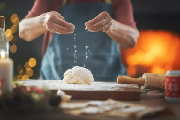 Merry Christmas Happy Holidays Family Preparation Holiday Food Woman Cooking — Stock Photo, Image