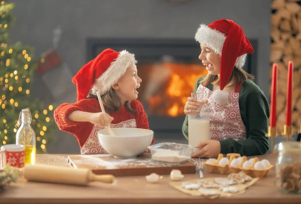 Feliz Navidad Felices Fiestas Preparación Familiar Comida Vacaciones Hermanas Cocinando — Foto de Stock