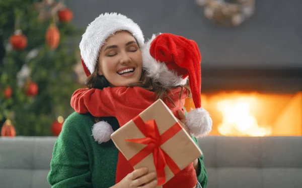 Buon Natale Buone Feste Allegro Madre Sua Ragazza Carina Figlia — Foto Stock