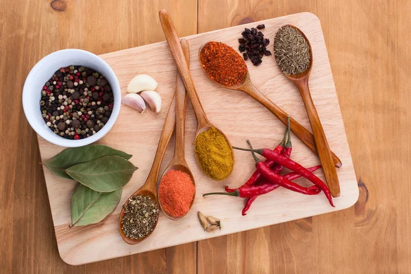 Spices and herbs — Stock Photo, Image