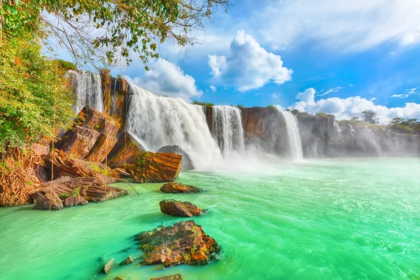 Cachoeira seca de Nur — Fotografia de Stock