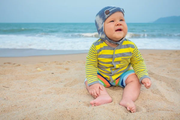 Niedliches Baby — Stockfoto