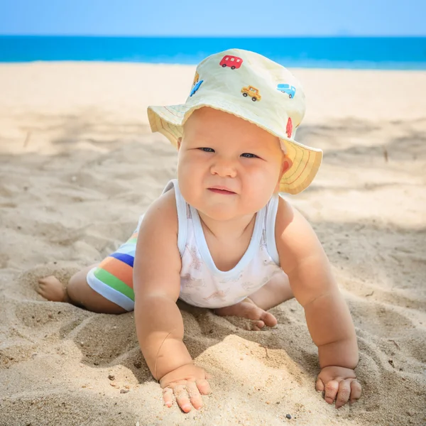 Schattige baby — Stockfoto