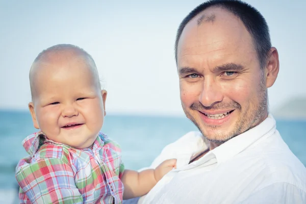Baby och far — Stockfoto