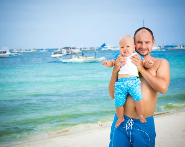 Baby en vader — Stockfoto