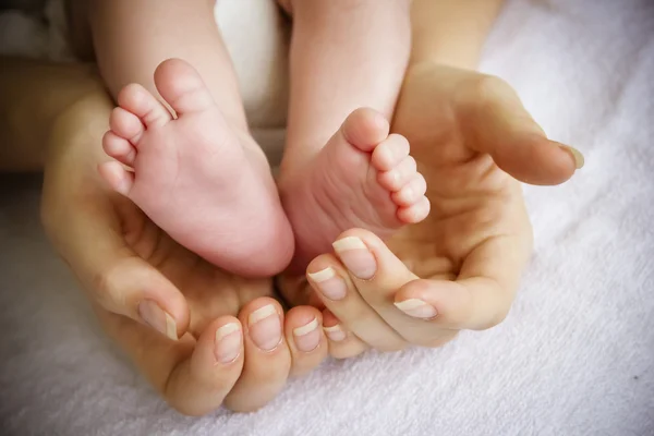 Close-up voet van de baby Rechtenvrije Stockfoto's