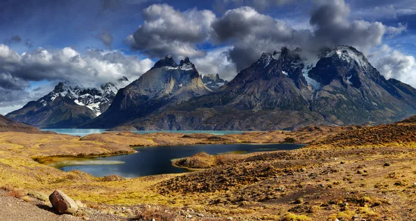 トレス デル パイネ、チリ — ストック写真