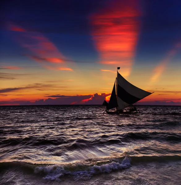 Tropische zonsondergang — Stockfoto