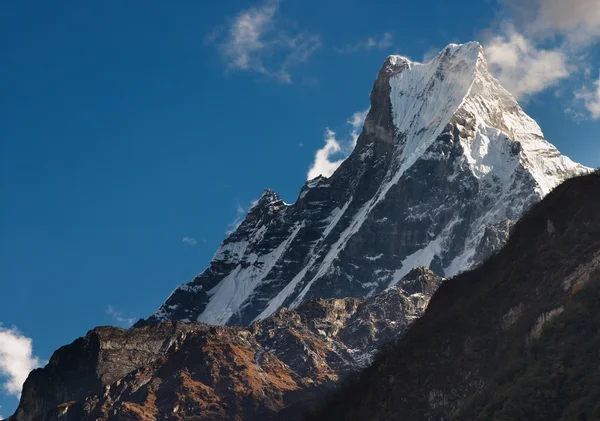 ネパール (フィッシュテイル マチャプチャレ山山) — ストック写真