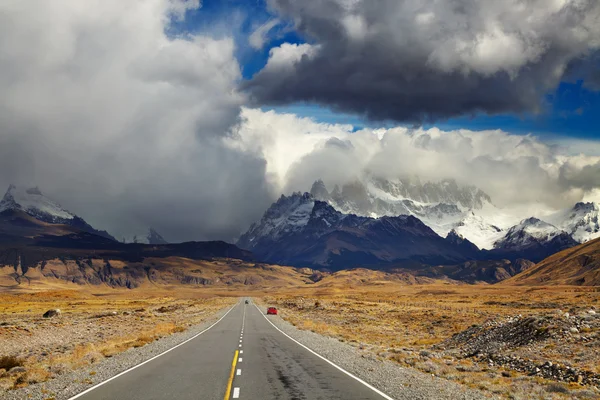 Cesta k hora fitz roy, Patagonie, argentina — Stock fotografie