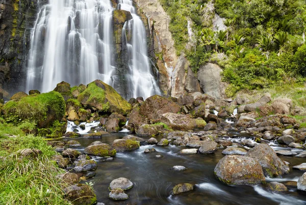 Marokopa falls, Nowa Zelandia — Zdjęcie stockowe