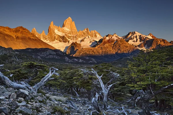 Mocowanie Fitz Roy Wschód Patagonia Argentyna — Zdjęcie stockowe