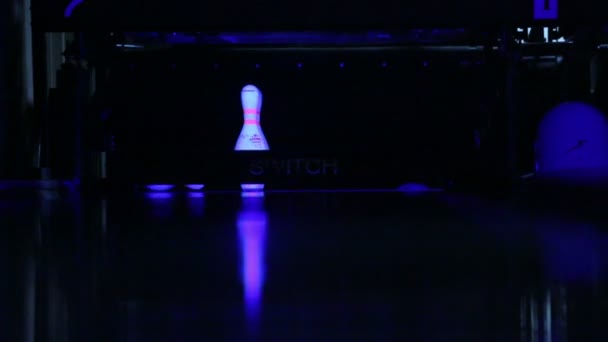 Bowling. — Video Stock