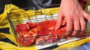 Barbekü için hazırlıklar