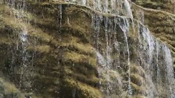 Mały wodospad. — Wideo stockowe
